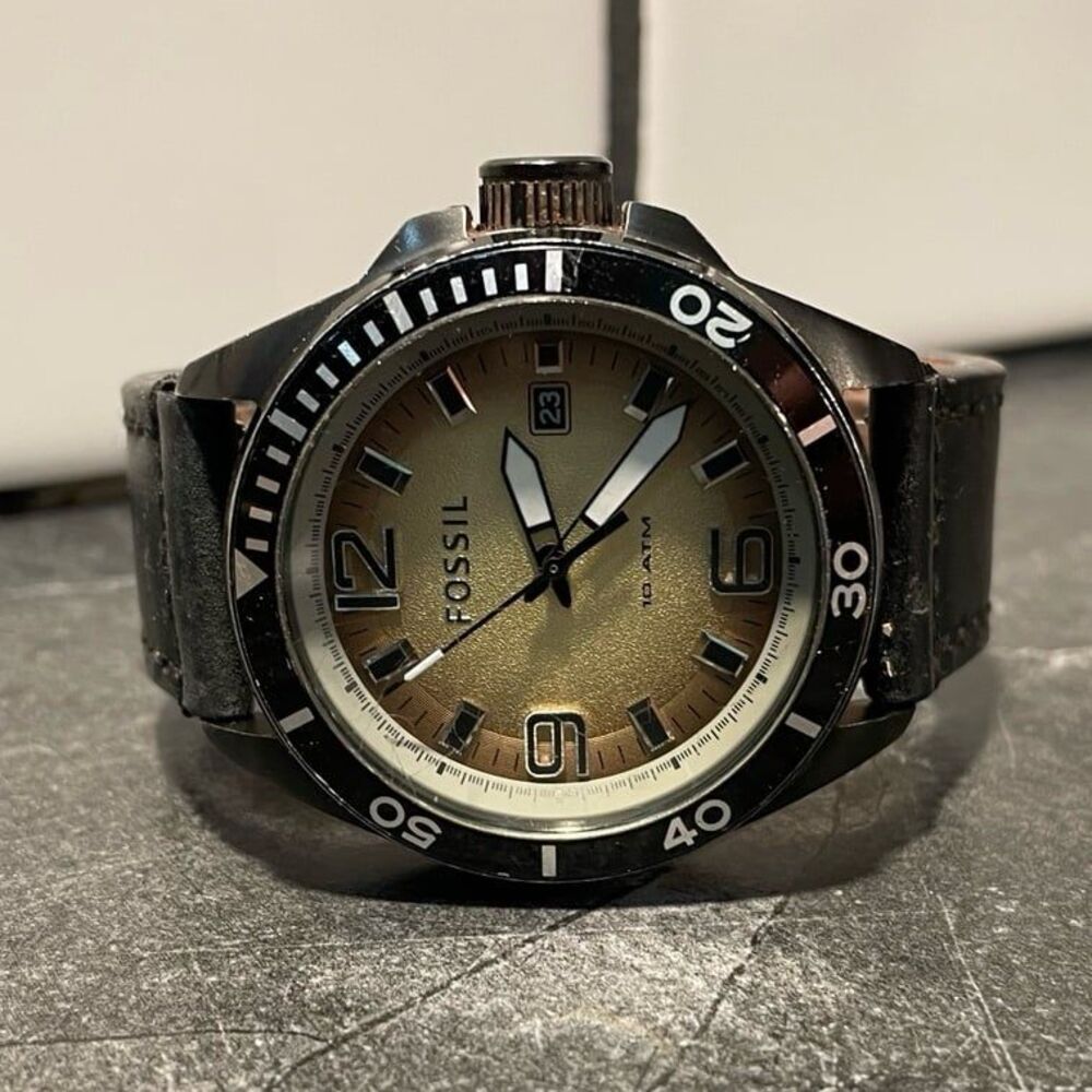 Fossil 42mm Mens Watch Vintage Style Dial and Thick Leather Band - New Battery